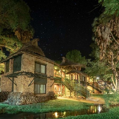 ארצ'רס פוסט Sarova Shaba Game Lodge מראה חיצוני תמונה
