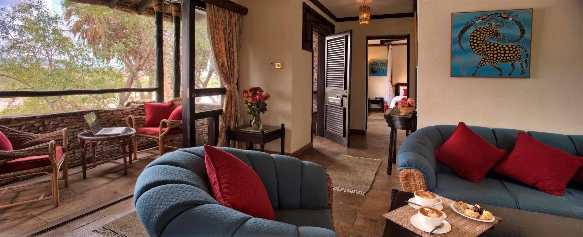 ארצ'רס פוסט Sarova Shaba Game Lodge מראה חיצוני תמונה