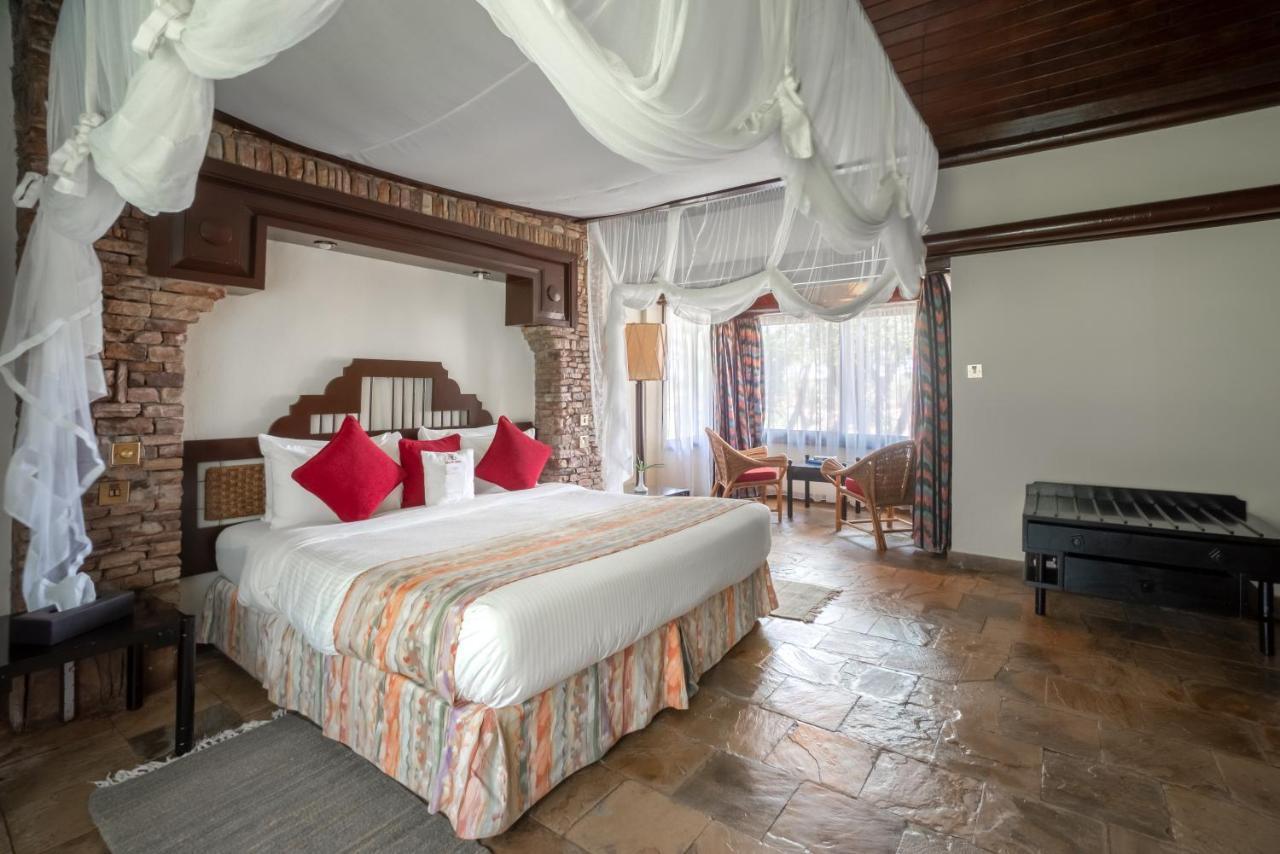 ארצ'רס פוסט Sarova Shaba Game Lodge מראה חיצוני תמונה