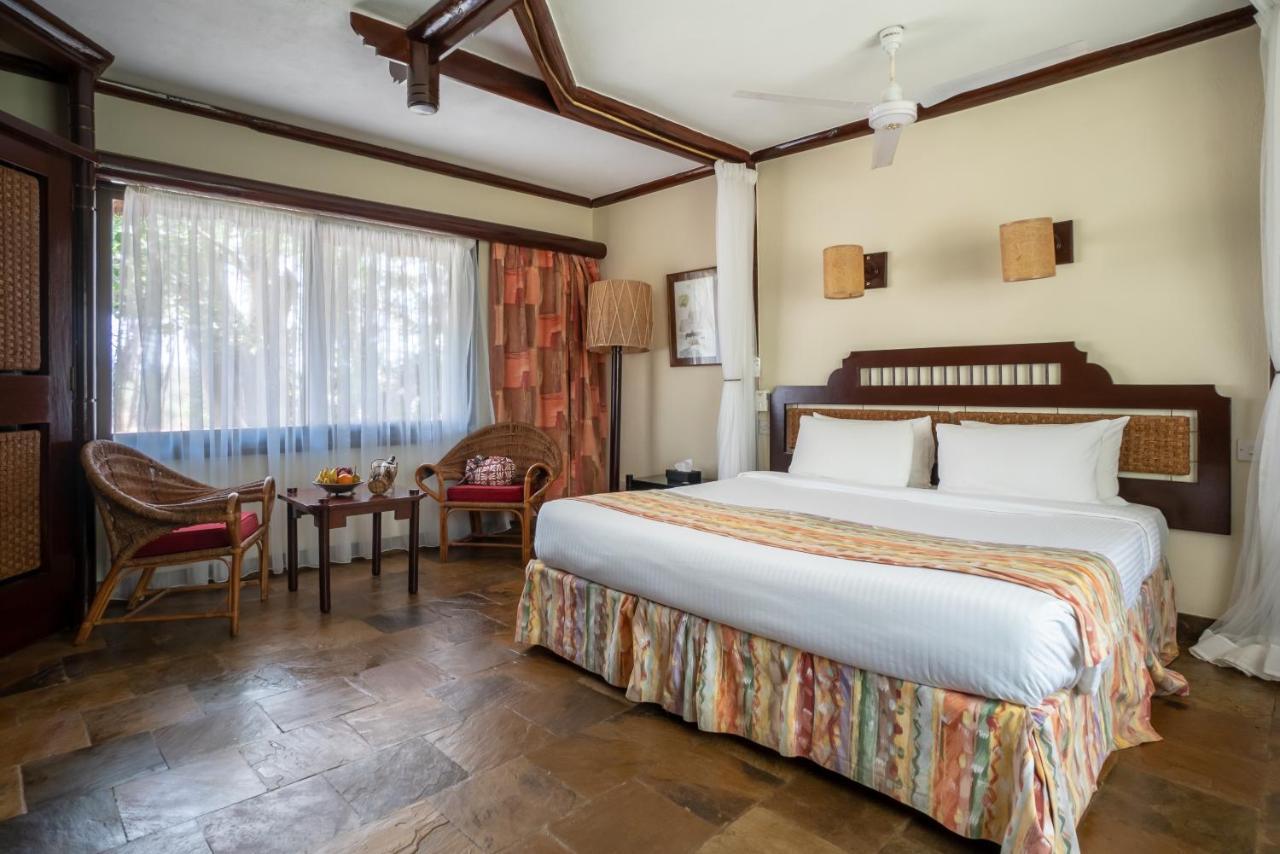 ארצ'רס פוסט Sarova Shaba Game Lodge מראה חיצוני תמונה