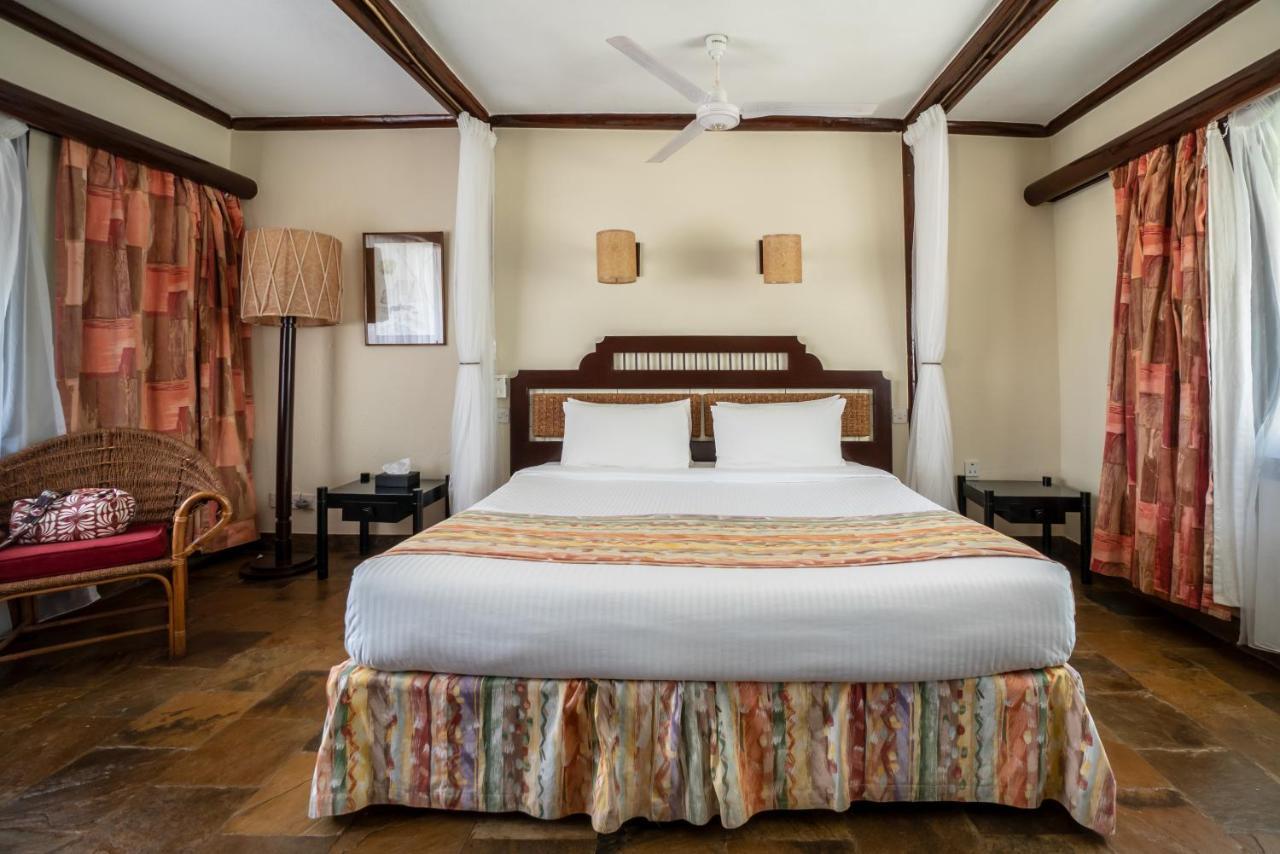 ארצ'רס פוסט Sarova Shaba Game Lodge מראה חיצוני תמונה