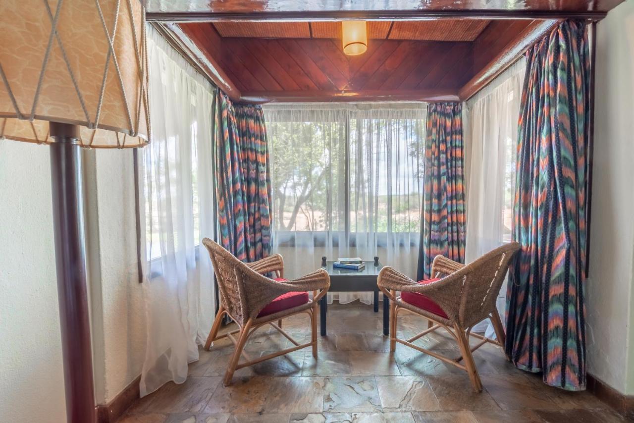 ארצ'רס פוסט Sarova Shaba Game Lodge מראה חיצוני תמונה